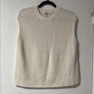 Uniqlo Cream Knit Vest